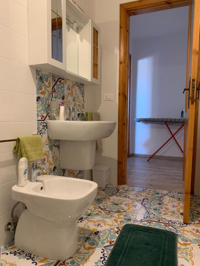 Al Castello Apartment Fiumefreddo Bruzio Esterno foto