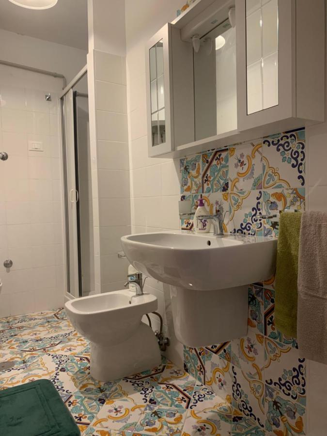 Al Castello Apartment Fiumefreddo Bruzio Esterno foto