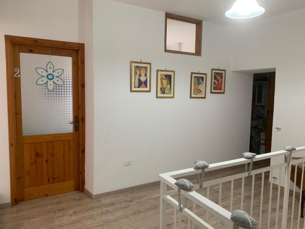 Al Castello Apartment Fiumefreddo Bruzio Esterno foto